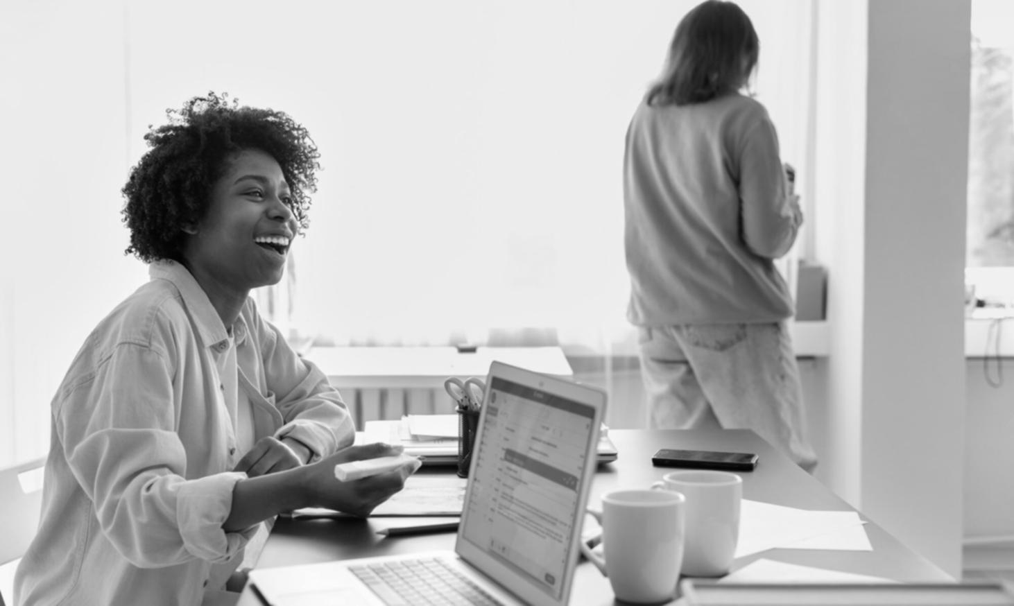 Espacio de trabajo profesional donde desarrollamos soluciones financieras personalizadas